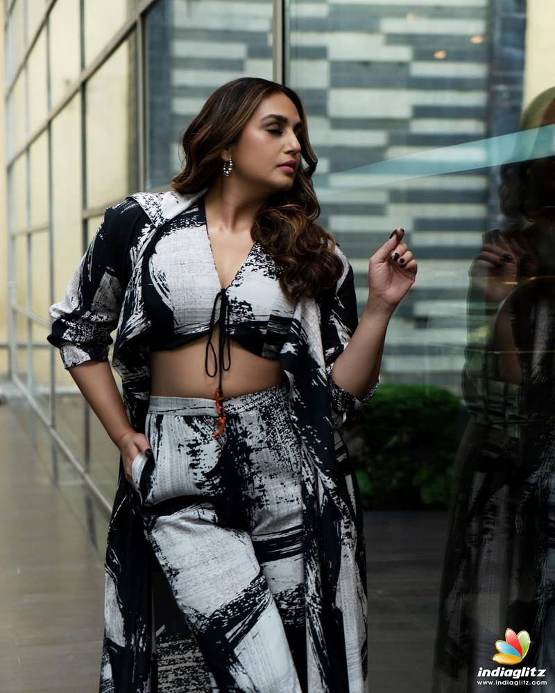 Huma Qureshi Photos - Bollywood Actress photos, images, gallery, stills ...