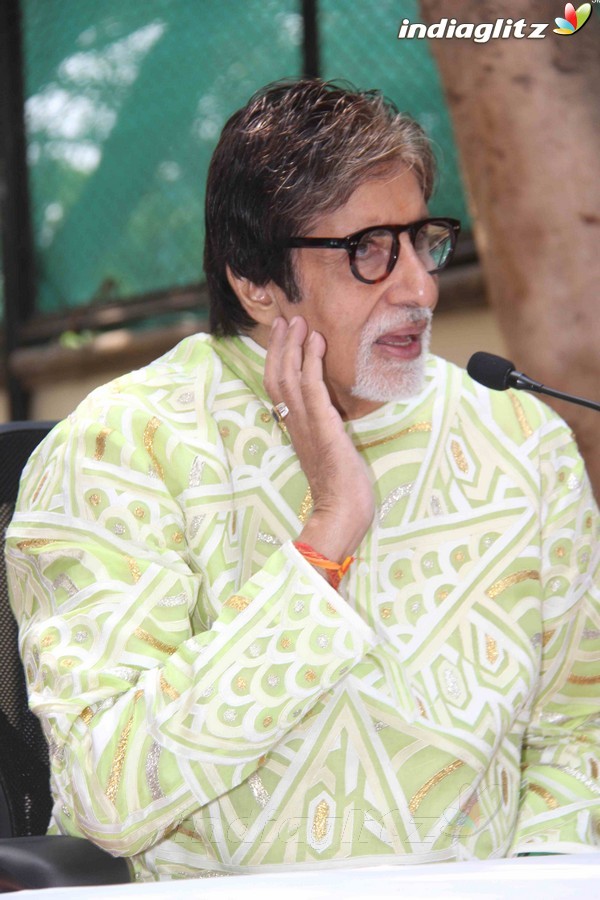 Amitabh Bachchan Celebrates 73rd Birthday with Media