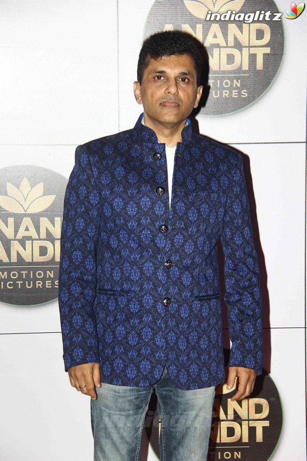 Amitabh Bachchan Unveils Anand Pandit Motion Pictures Logo