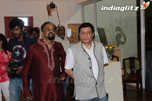 Anup Jalota Inaugurates Kishore M Sali's 'See The Unseen' Art Show
