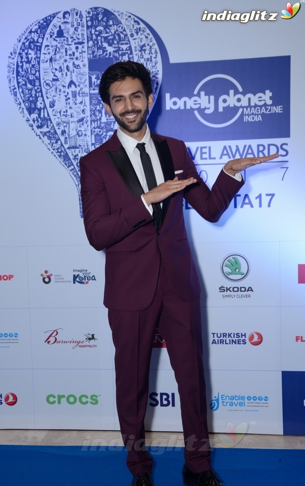 Arjun Kapoor, Diana Penty at Lonely Planet Awards 2017
