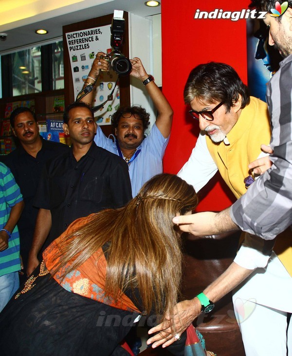 Amitabh Bachchan Launches Amjad Khan's Son Shadab's Book