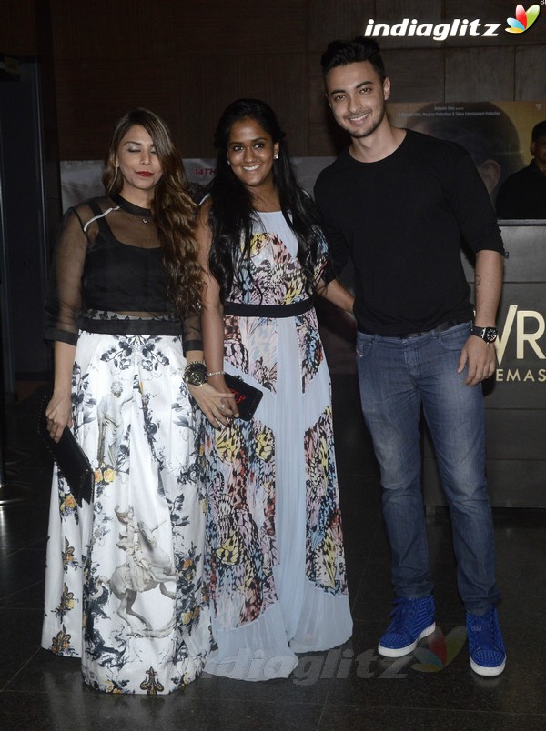 Priyanka, Ayushmann, Tisca, Neil at 'Bajrangi Bhaijaan' Screening