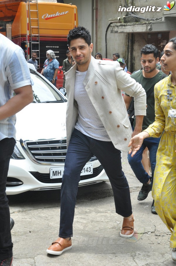 Sidharth, Jacqueline on Set of Comedy Dangal For 'A Gentleman' Promotion