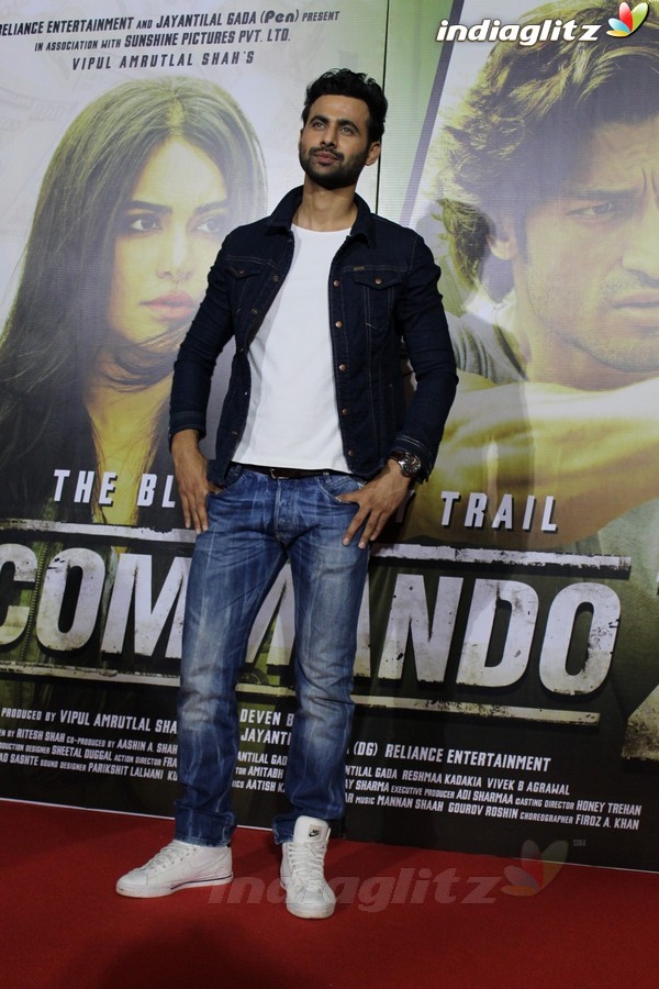 Vidyut Jamwal, Adah Sharma at 'Commando 2' Trailer Launch