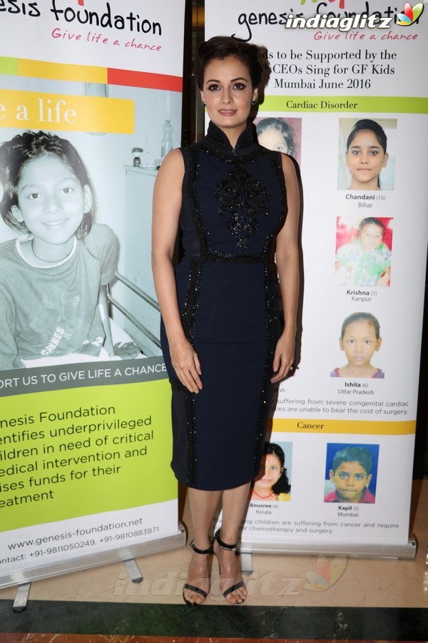 Dia Mirza & Tisca Chopra for Medical Treatment of Underprivileged Children at  Fund Raising Event