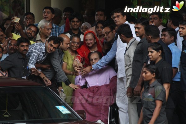 Dilip Kumar Discharged From Lilavati Hospital