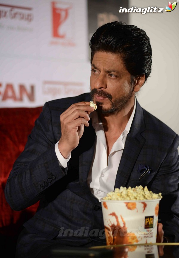 Shah Rukh Khan Promotes 'Fan' in Delhi