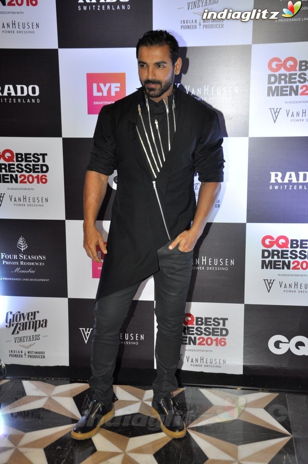 John, Shahid, Ayushmann at GQ Best Dressed Men 2016 Awards