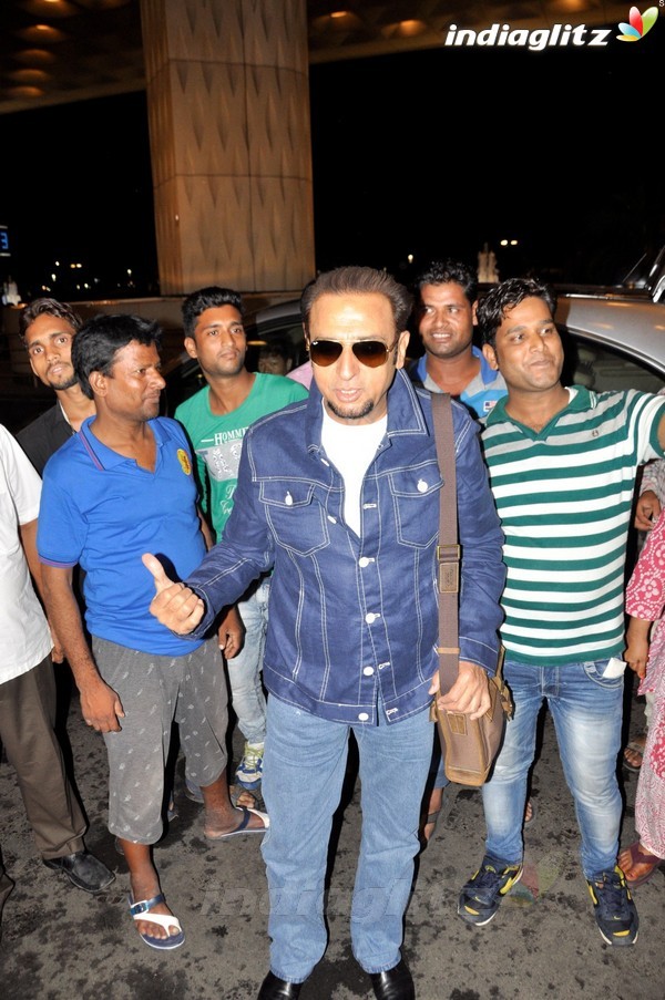 Tiger, Vivek, Athiya, Dia, Bipasha, Karan Spotted at Airport