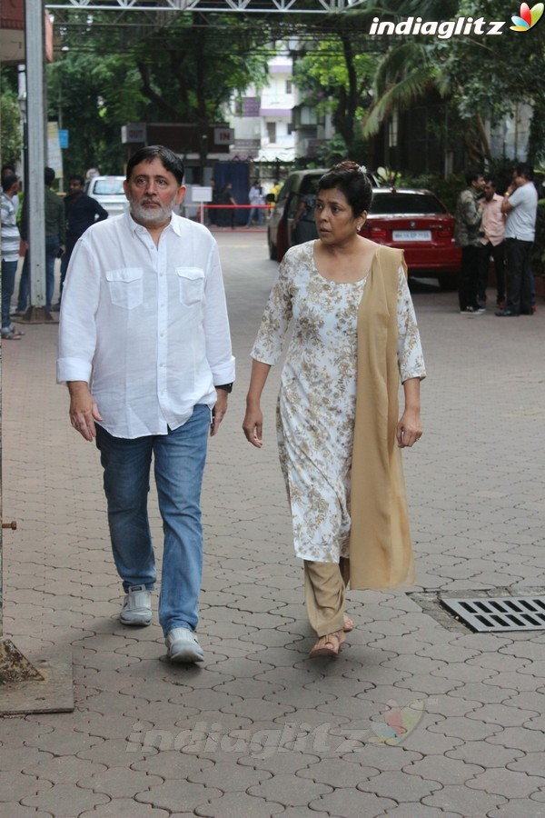 B-Town Celebs at Chautha Ceremony of Inder Kumar