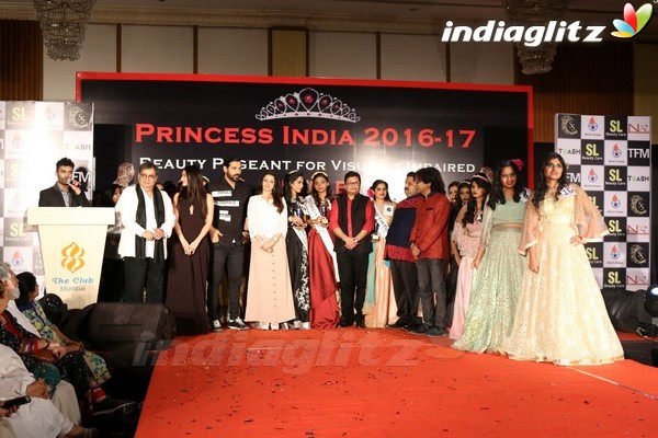 John Abraham, Amyra Dastur attend Princess India 2016-17