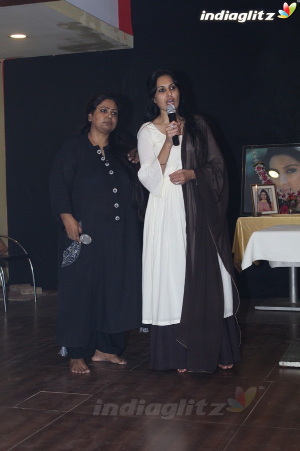 Kamya Punjabi at Pratyusha Banerjee's Prayer Meet