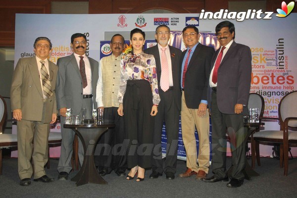 Sidharth Malhotra, Karisma Kapoor attend Panel Discussion on World Diabetes Week