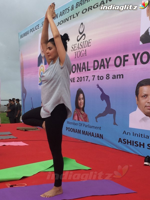 Kirti Kulhari at A Yoga Event