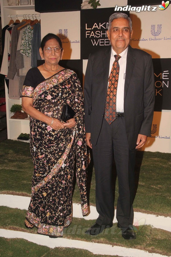 Kajol, Sidharth Malhotra at Lakme Fashion Week 2016 Curtain Raiser Event