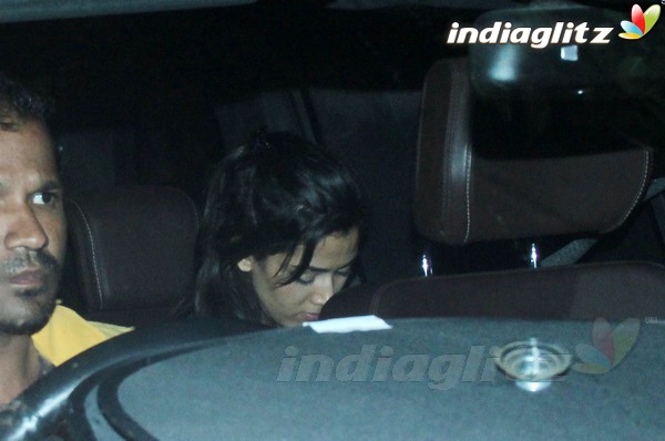 Exclusive - Mira Rajput Snapped Outside a Bar in Bandra