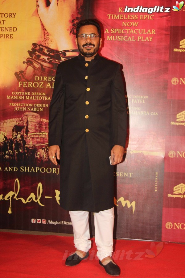 Irrfan Khan, Sridevi, Jackky Bhagnani at Red Carpet of Musical Play Mughal-E-Azam