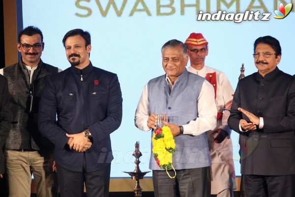 Ajay Devgn, Kajol, Govinda, Vivek at Mumbaikar Festival 2016