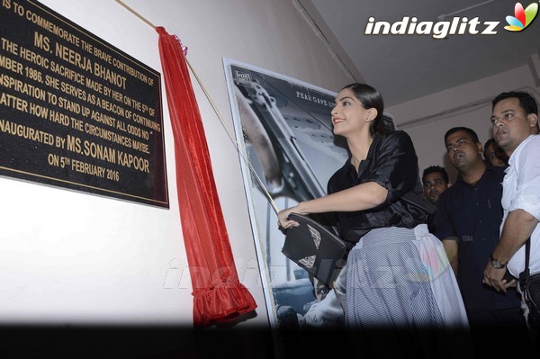Sonam Kapoor Inaugurates Neerja Bhanot's Plaque at Xaviers Institute