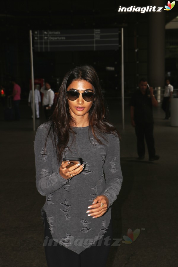 Pooja Hegde Spotted at International Airport