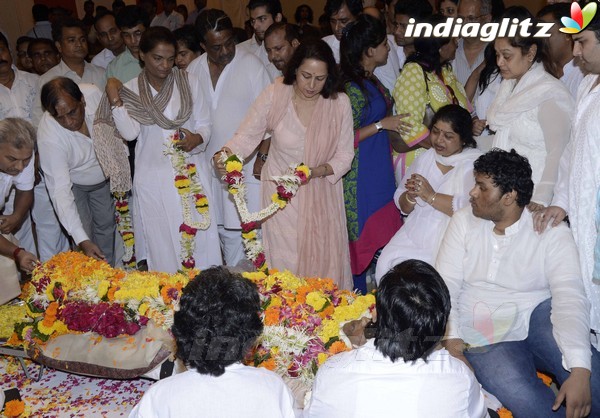 Funeral of Music Composer Ravindra Jain