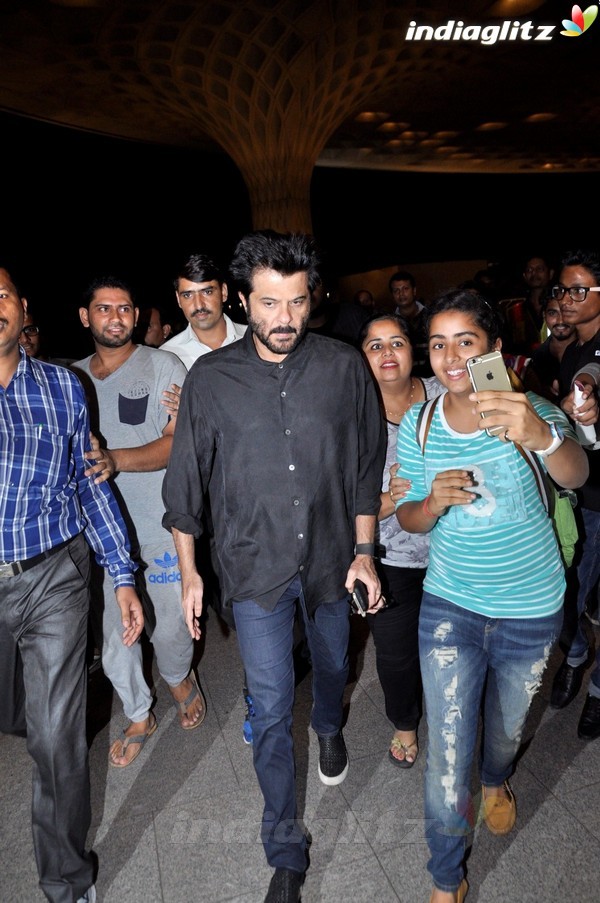 Anil Kapoor, Hrithik Roshan & Deepika Padukone Spotted at Airport