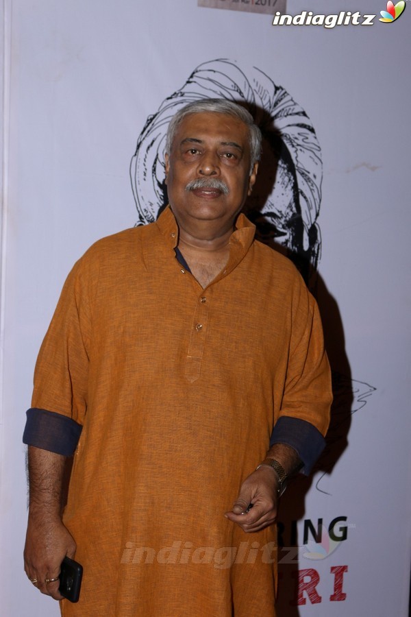 Sidharth, Nawazuddin, Yami at Colors khidkiyaan Theatre Festival Being Held