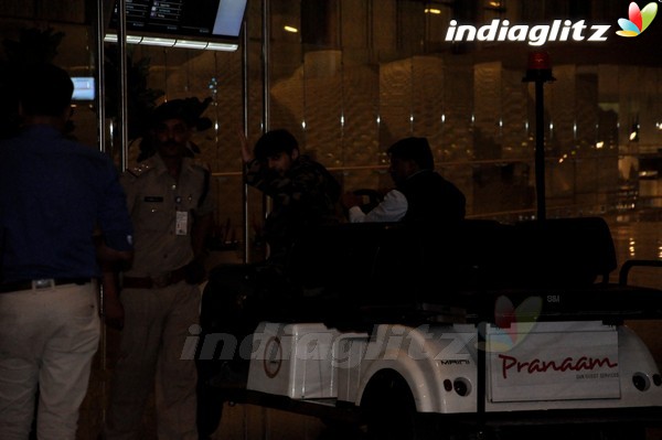 Sidharth Malhotra Spotted at Airport