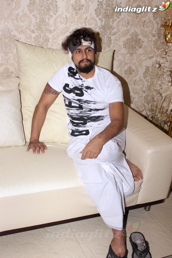 Sonu Nigam Interacts with Media on 'The Roadside Ustaad'