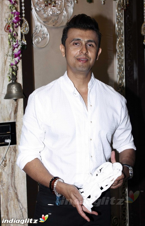 Celebs at Sonu Nigam's Birthday Party