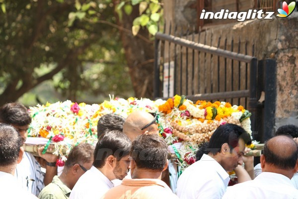 Funeral Ceremony of Suniel Shetty's Father Veerappa Shetty