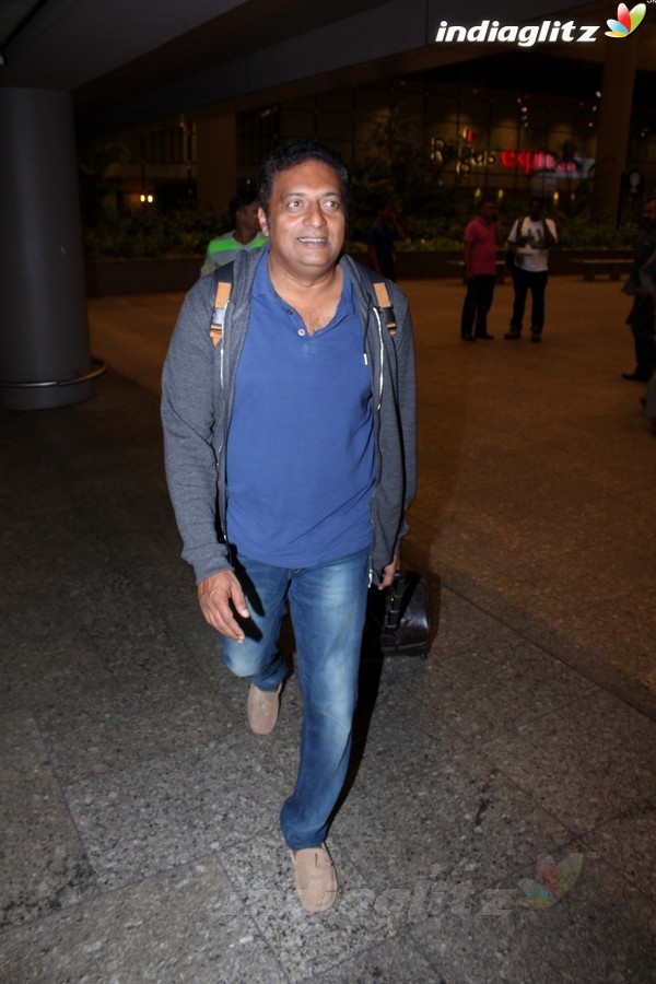 Sushmita Sen, Sanjay Dutt, Jackie Shroff, Prakash Raj Spotted at Airport