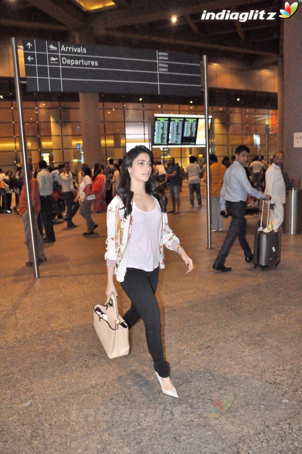 Tamannaah Bhatia Spotted at Airport