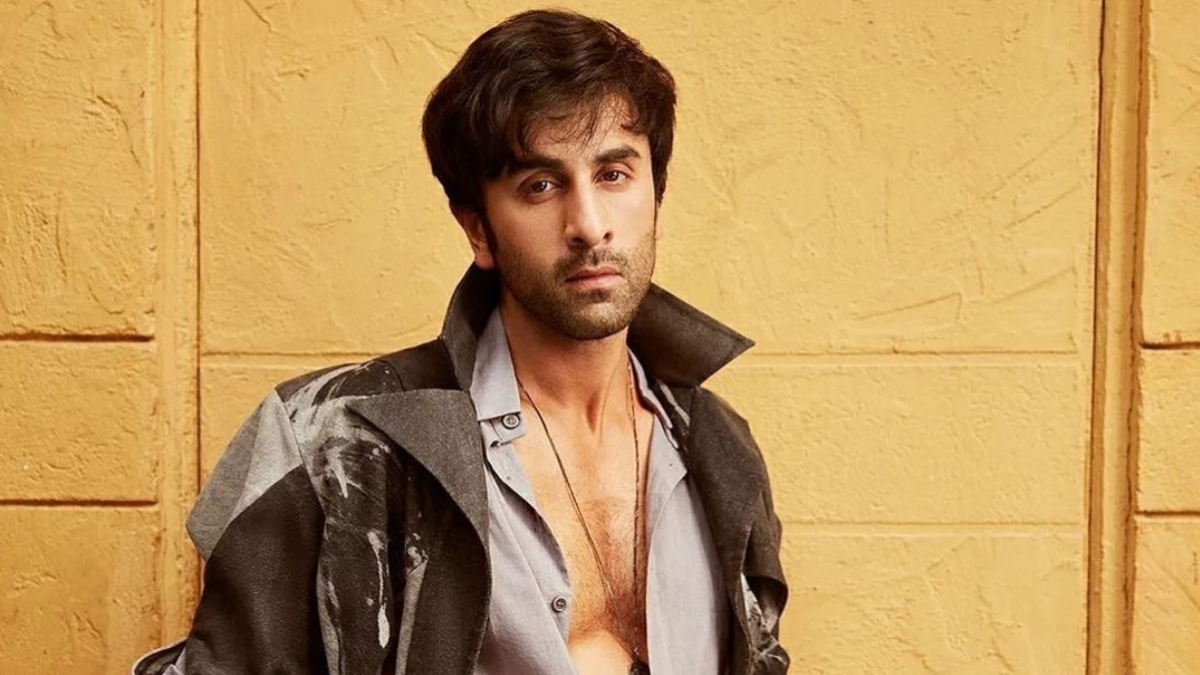 This whole body building business always confuses me. - Ranbir Kapoor 