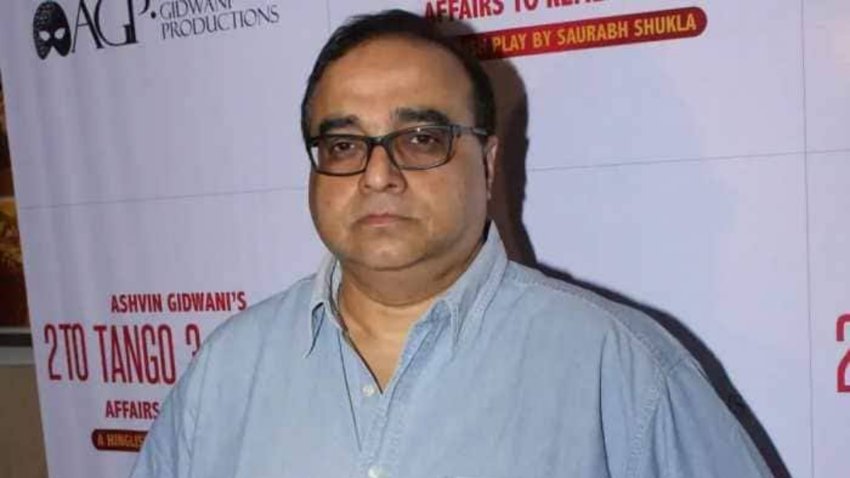 Rajkumar Santoshi expresses displeasure with films which glorify a hero