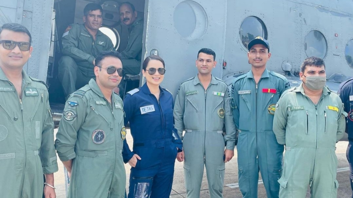 Kangana Ranaut is ecstatic to meets reel life IAF officers