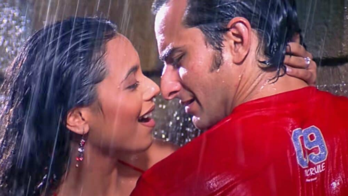 Saif Ali Khan and Rani Mukherjee recall filming an uncomfortable kissing scene 