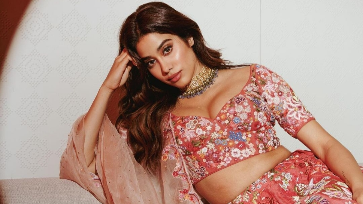 Heres how Jahnvi Kapoor deals with negativity on social media 