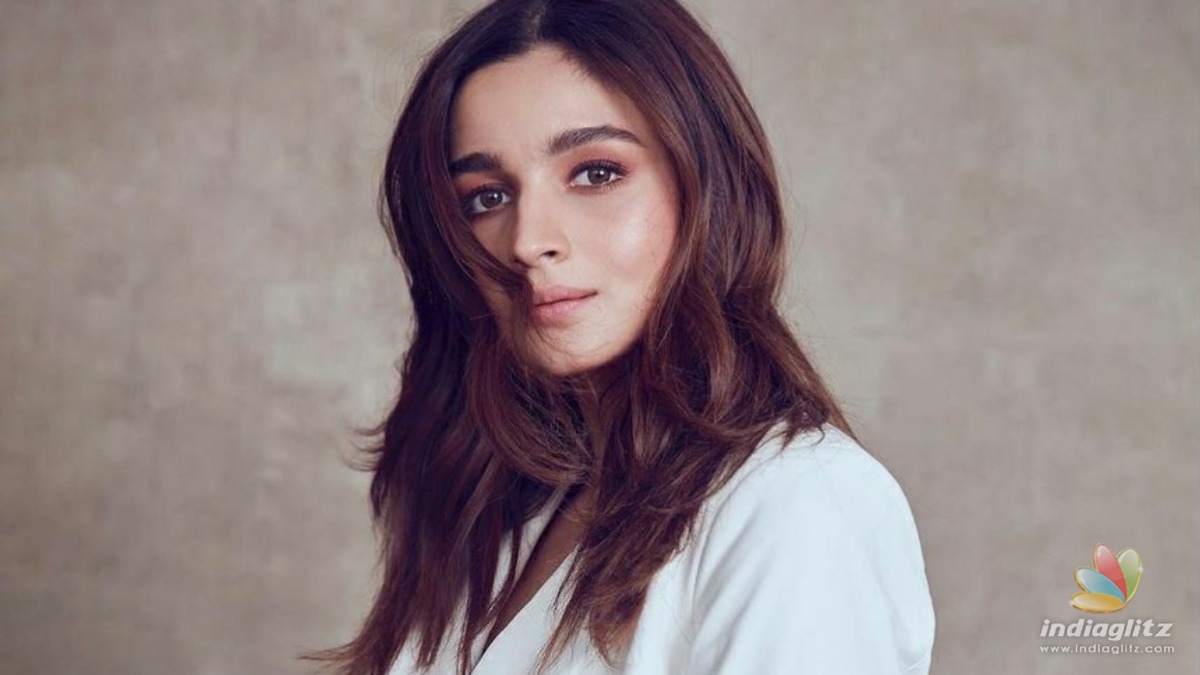 Alia Bhatt to star in the reboot of this cult film