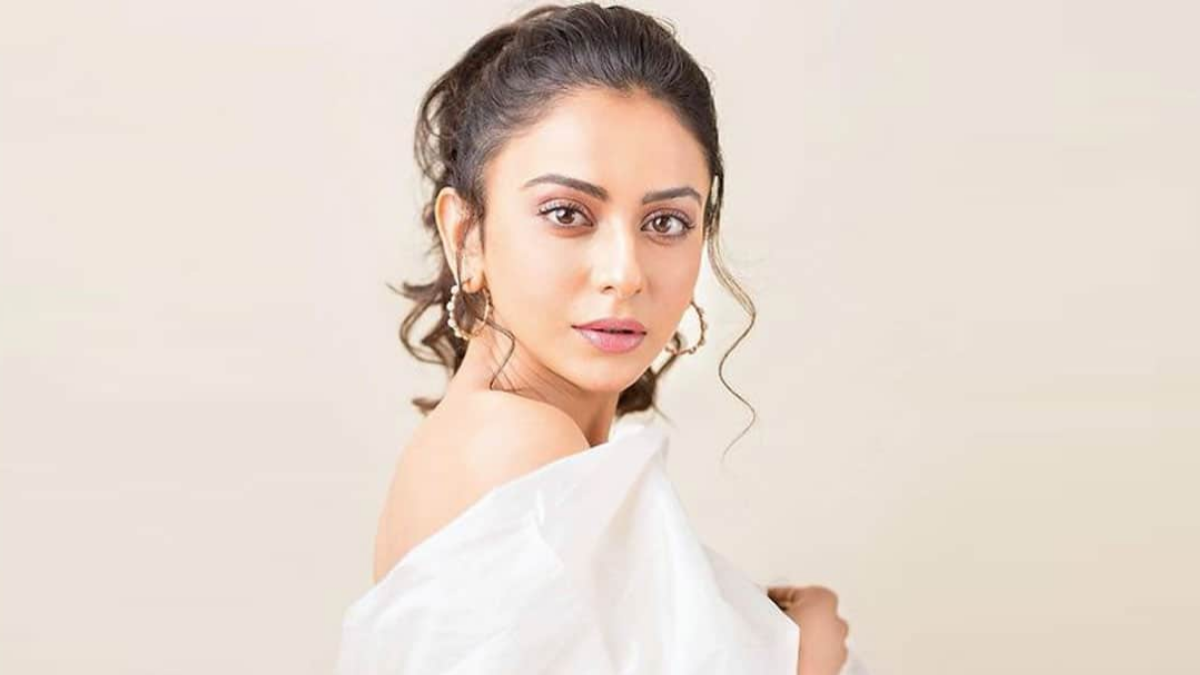 With 7 upcoming releases, 2022 is going to be a big year for Rakul Preet Singh 