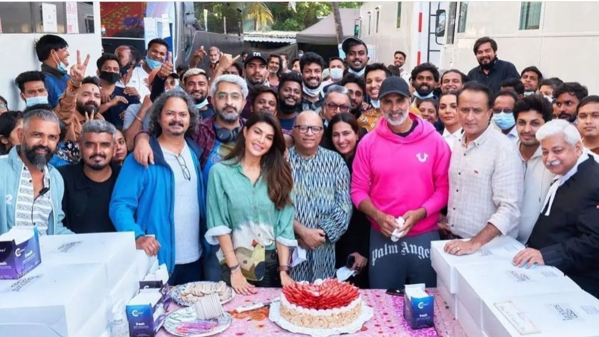 Akshay Kumar wraps up yet another film