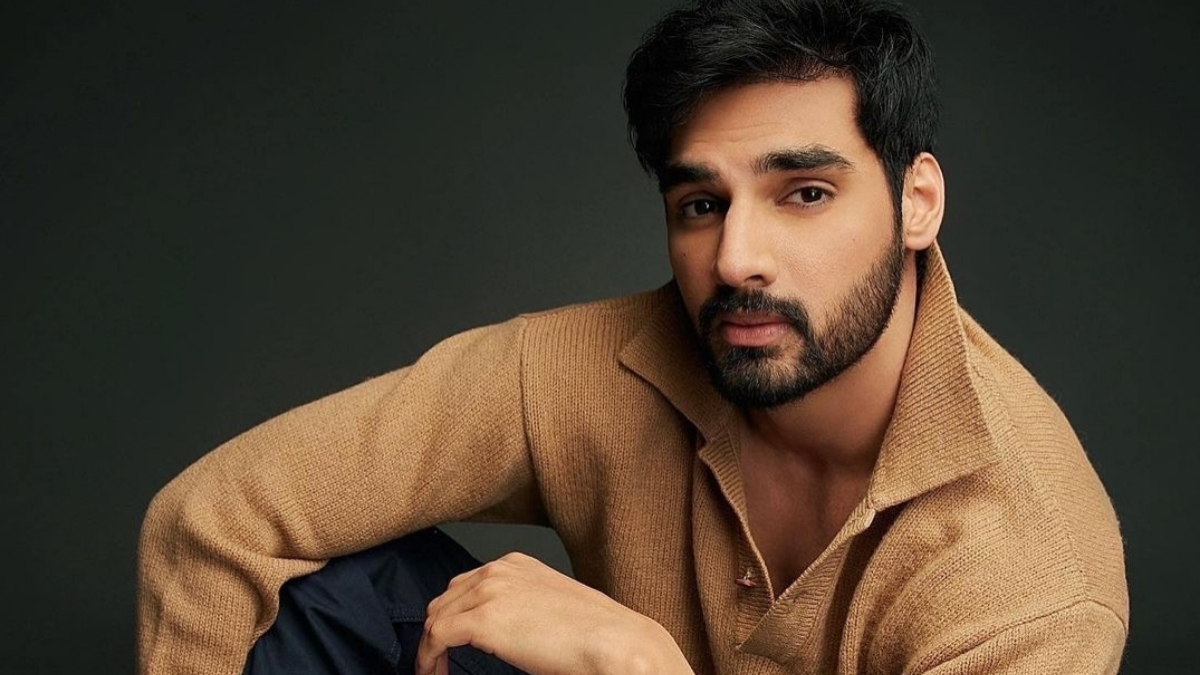 Ahan Shetty wants to remake these two films of his father 