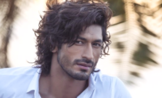 Vidyut Jammwal announces his first biopic. Details inside 