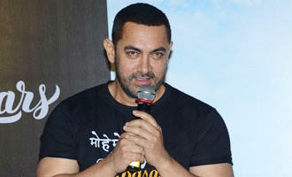Aamir Khan confirms making '3 Idiots' sequel