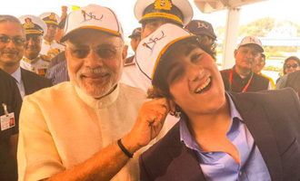 Akshay Kumar's proud moment when PM pulled son Aarav's ears