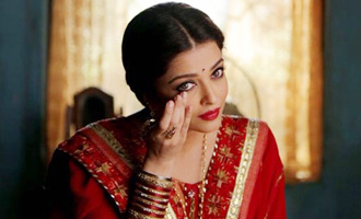 Aishwarya lovely in red in 'Sarbjit' latest pic