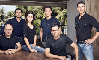 Akshay Kumar takes time to join team 'Baby' in Delhi