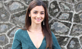 Alia Bhatt super excited! FIND OUT WHY?