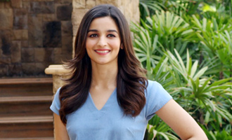 Alia hopes for long journey in Bollywood